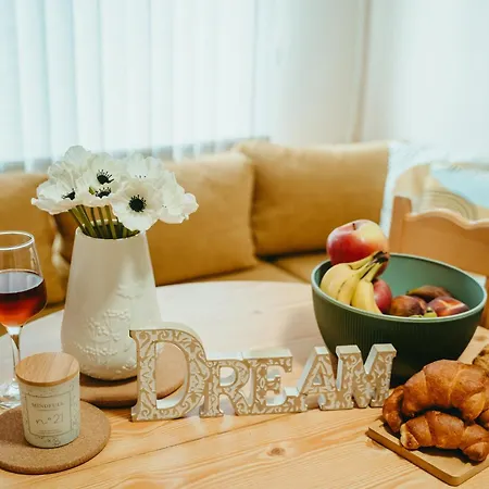 דירה Yellow Dream וארנה